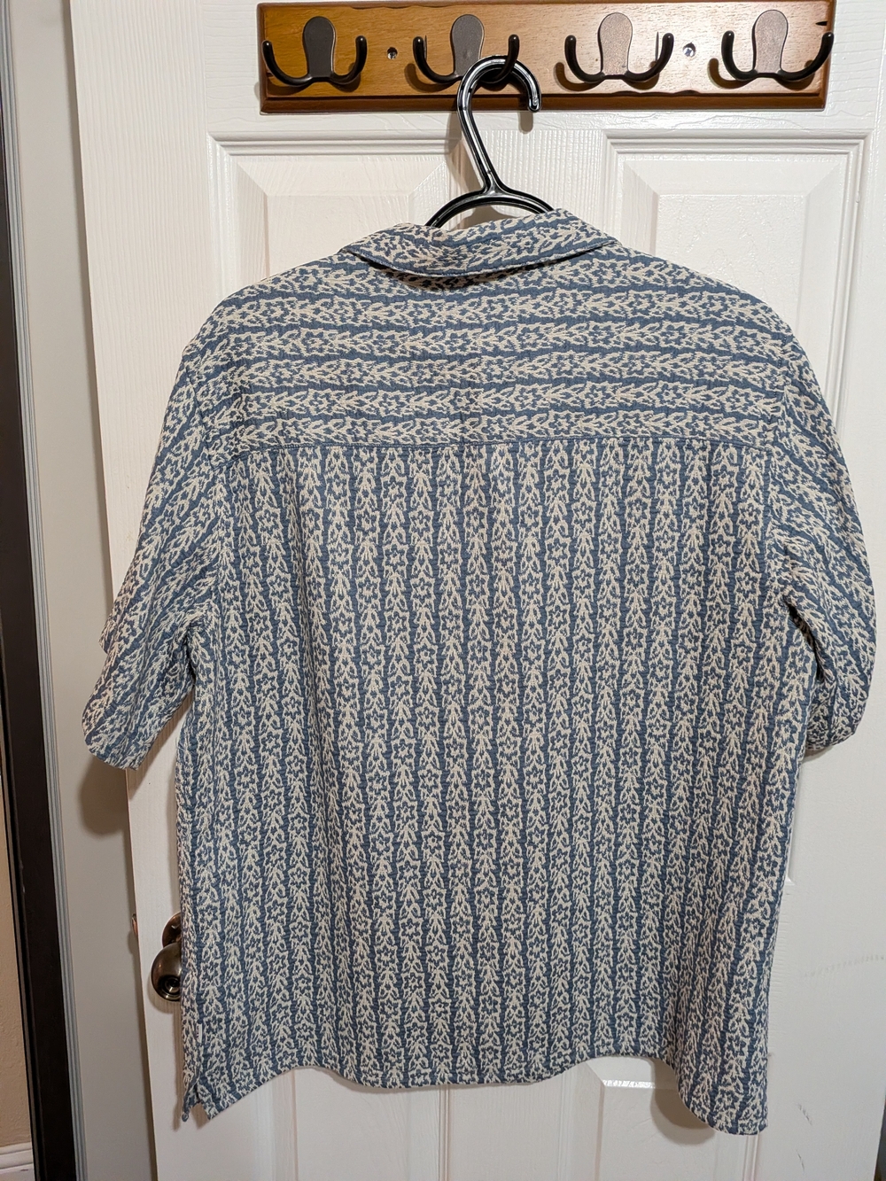 Casual Blue & Cream Patterned Men’s Shirt